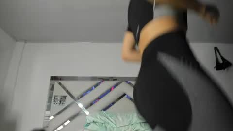 Maybelline69 online show from August 9, 3:40 am