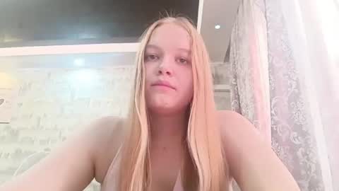 Lina online show from August 8, 1:00 pm