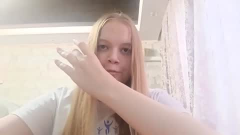 Lina online show from August 10, 6:59 am