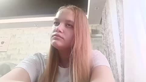 Lina online show from August 10, 11:22 am