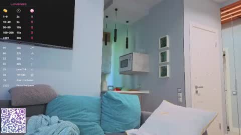 Tina online show from July 28, 11:05 am