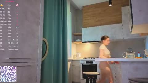 Tina online show from August 14, 12:42 pm