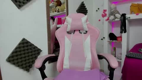 Mayli Rose online show from March 4, 9:55 pm