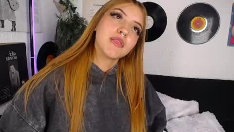 Maylin Skye online show from August 13, 8:01 pm