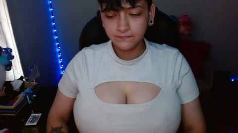 Mayle kan online show from August 2, 7:54 pm
