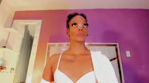 Karol black18 online show from August 8, 7:25 pm
