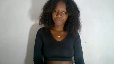mayrase online show from August 11, 2:52 pm