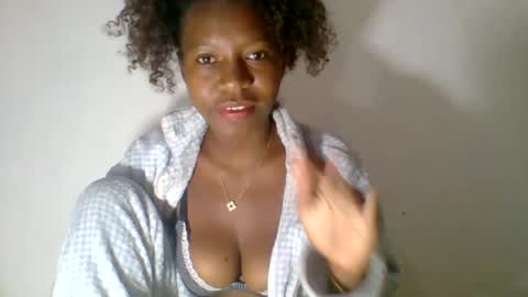 mayrase online show from August 12, 4:59 am