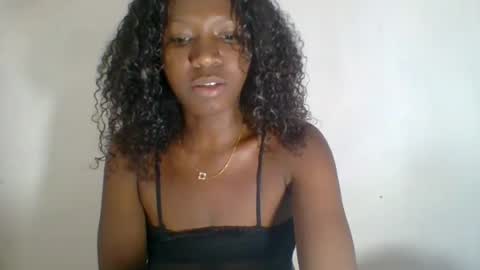 mayrase online show from August 15, 1:04 pm
