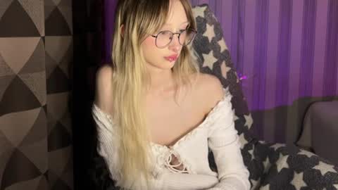 mayvi_cold online show from July 28, 5:41 pm