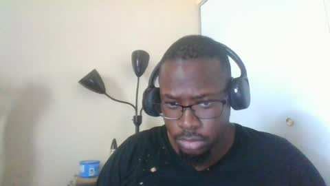 Mark online show from August 8, 9:04 pm