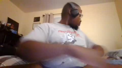 Mark online show from August 11, 2:57 am