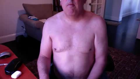 mdog9669 online show from May 2, 1:26 pm