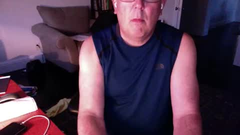 mdog9669 online show from June 1, 1:30 am