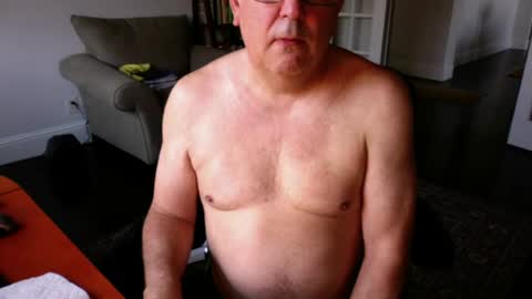 mdog9669 online show from July 5, 12:41 pm