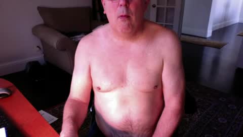 mdog9669 online show from August 1, 1:39 pm
