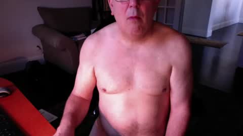 mdog9669 online show from August 2, 1:51 pm