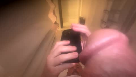 Dens cam online show from April 25, 9:10 pm