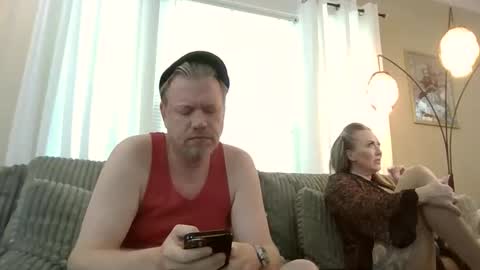 me2283 online show from May 27, 3:03 pm