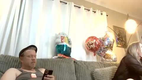 me2283 online show from May 29, 2:58 am