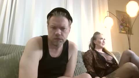 me2283 online show from June 5, 3:22 am