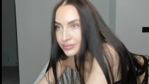 me_lina_ online show from July 24, 6:55 pm