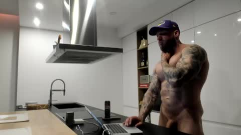 Alpha Male online show from May 25, 2:30 pm