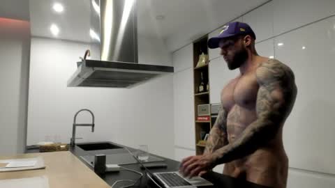 Alpha Male online show from June 19, 4:40 pm