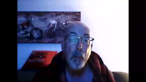 me at home online show from June 8, 9:15 am