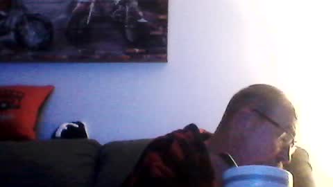 me at home online show from July 22, 9:11 am