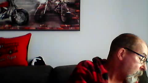 me at home online show from July 24, 11:02 am