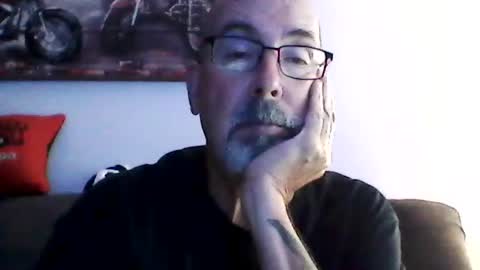 me at home online show from August 2, 12:12 pm
