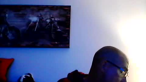me at home online show from August 7, 1:00 pm