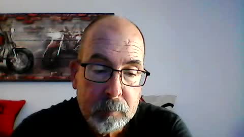 me at home online show from August 8, 5:57 pm