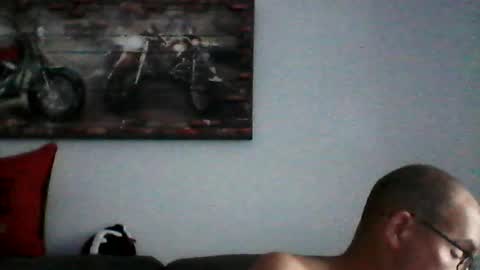 me at home online show from August 15, 8:57 pm