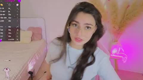 Dina online show from July 14, 7:47 pm