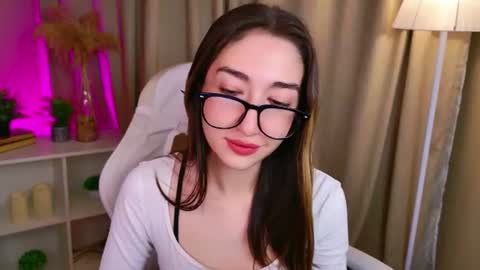 medy online show from August 3, 10:28 pm