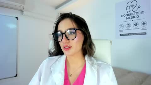 megaan_rouse online show from August 6, 3:00 pm