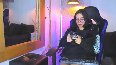 --- Megan --- online show from August 15, 9:08 pm