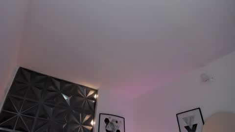 megan__monroe online show from August 7, 4:23 am