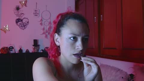 Megan online show from August 2, 5:25 am