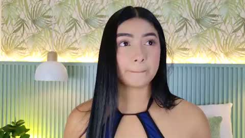 Carolina Paez online show from August 18, 12:33 pm