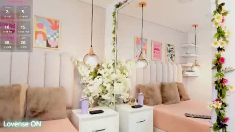 megan_hart_ online show from August 12, 1:13 pm