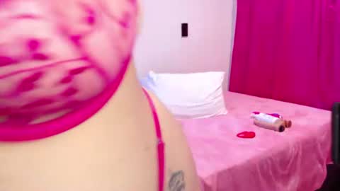 megan_jall online show from July 25, 5:00 am