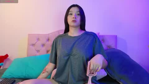 megan_lr online show from August 11, 11:29 pm