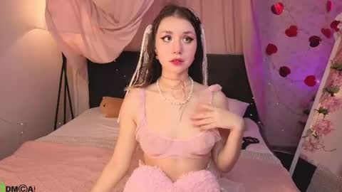 Megan Nelson online show from August 7, 4:51 pm