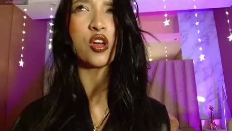 megan_saint online show from August 13, 10:29 am