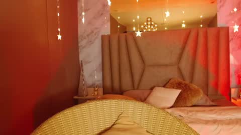 megan_saint online show from August 15, 9:02 am