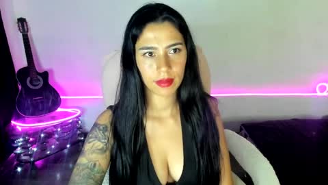 Megan online show from April 4, 11:01 pm