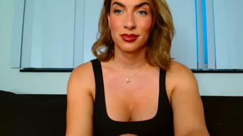 Megan Cox online show from July 29, 7:43 pm
